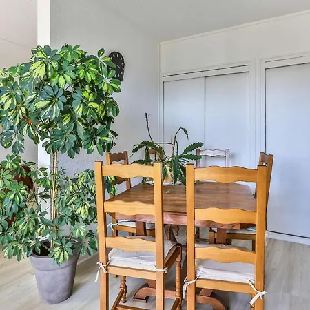 Bourg T3 Avec Piscine 公寓