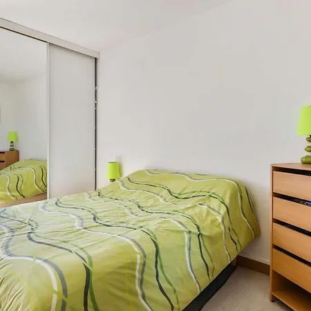 Bourg T3 Avec Piscine 比斯卡罗斯