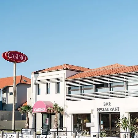 Bourg T3 Avec Piscine