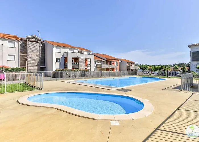 Bourg T3 Avec Piscine Apartman Biscarrosse