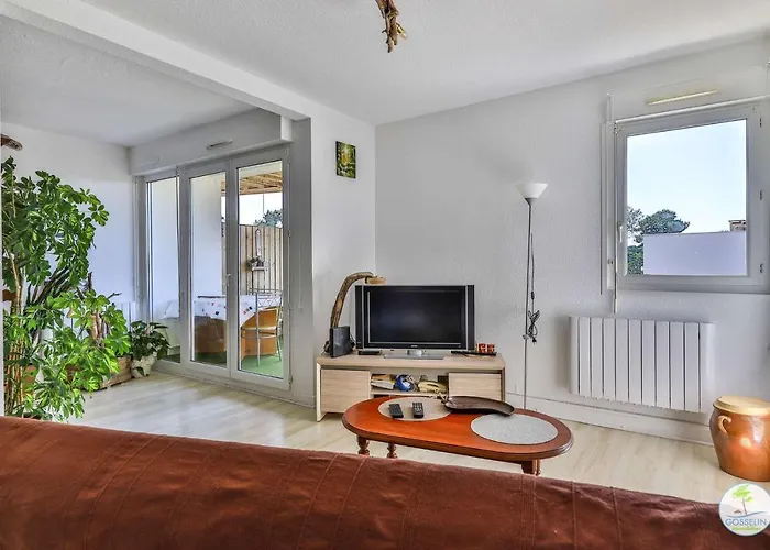 Bourg T3 Avec Piscine