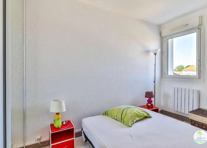 Bourg T3 Avec Piscine